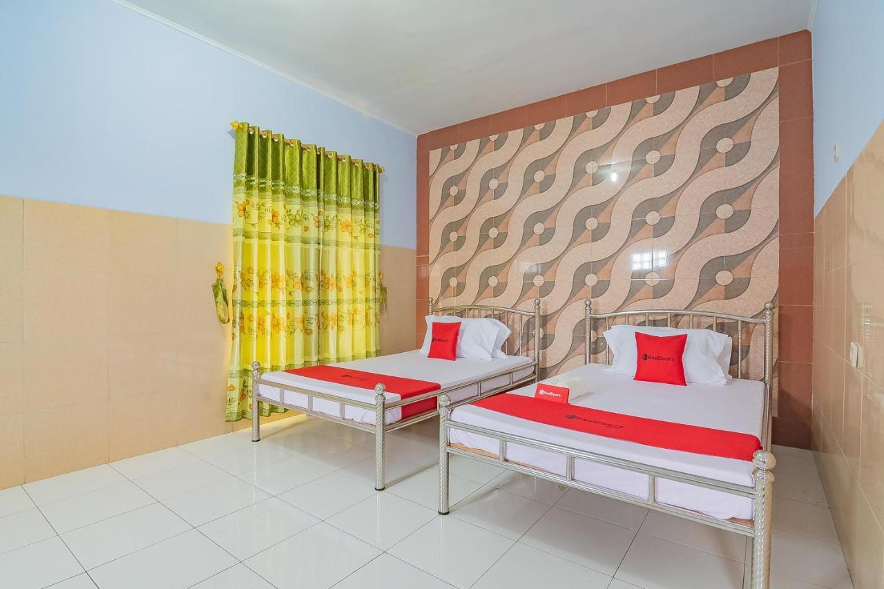 Hotel Reddoorz Syariah @ Tambak Mekar Street Subang Djalantjagak Zewnętrze zdjęcie