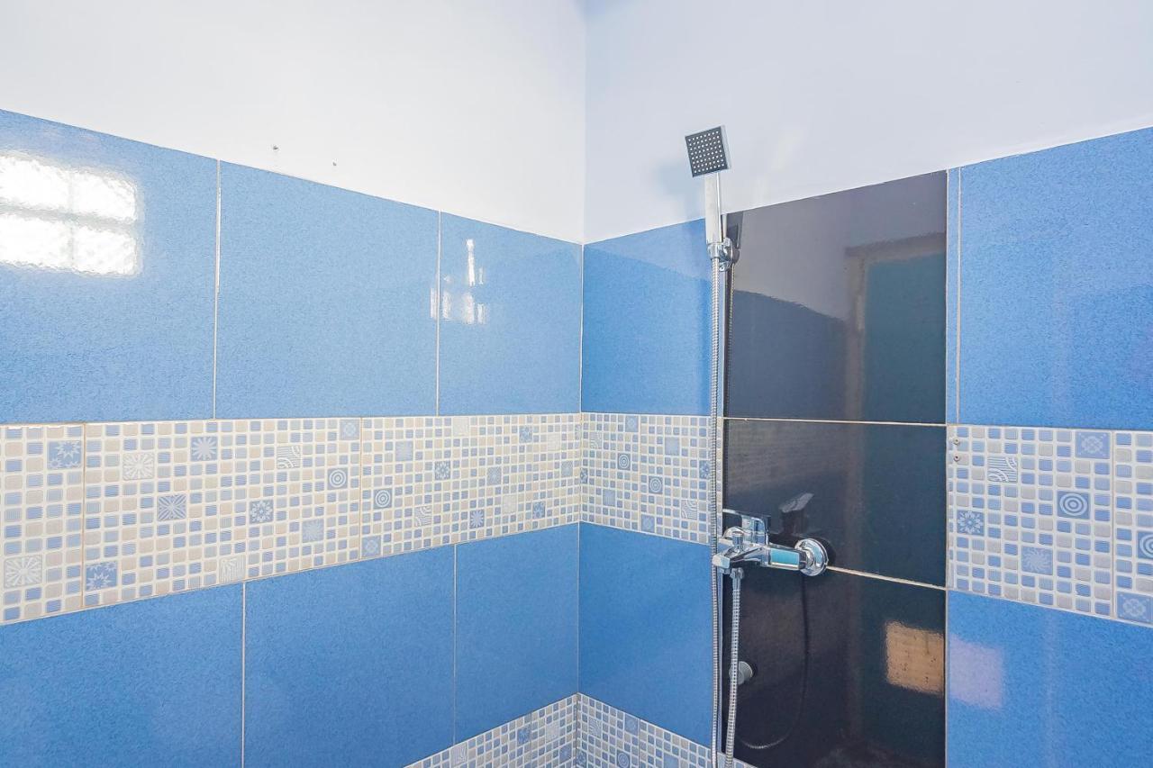 Hotel Reddoorz Syariah @ Tambak Mekar Street Subang Djalantjagak Zewnętrze zdjęcie