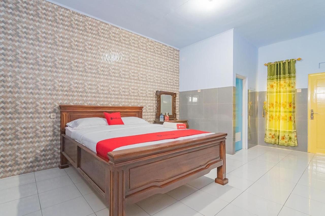 Hotel Reddoorz Syariah @ Tambak Mekar Street Subang Djalantjagak Zewnętrze zdjęcie